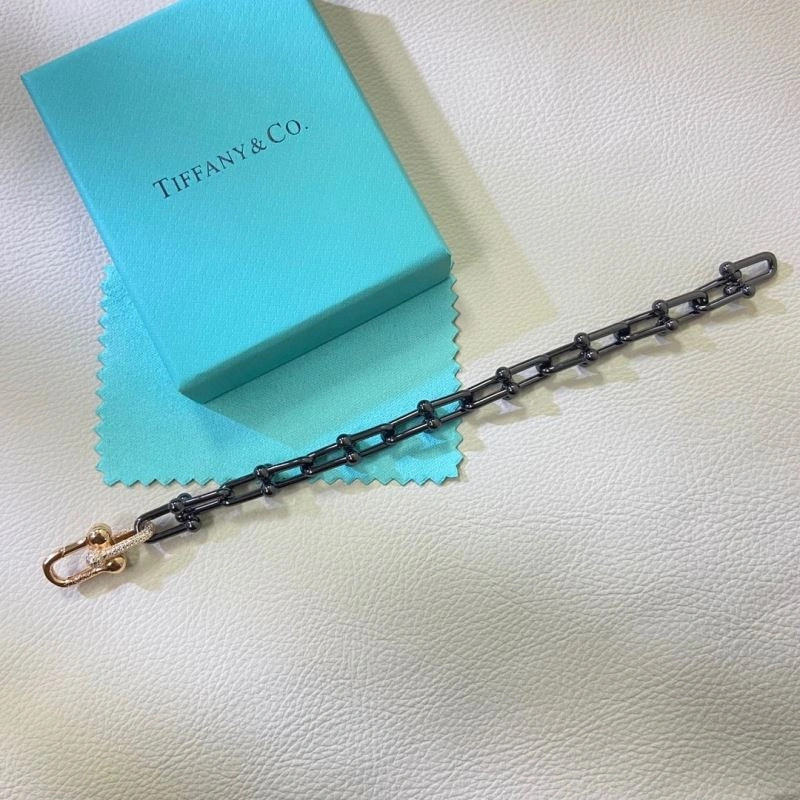 RelaxedFit Tiffany Bracelets 253371