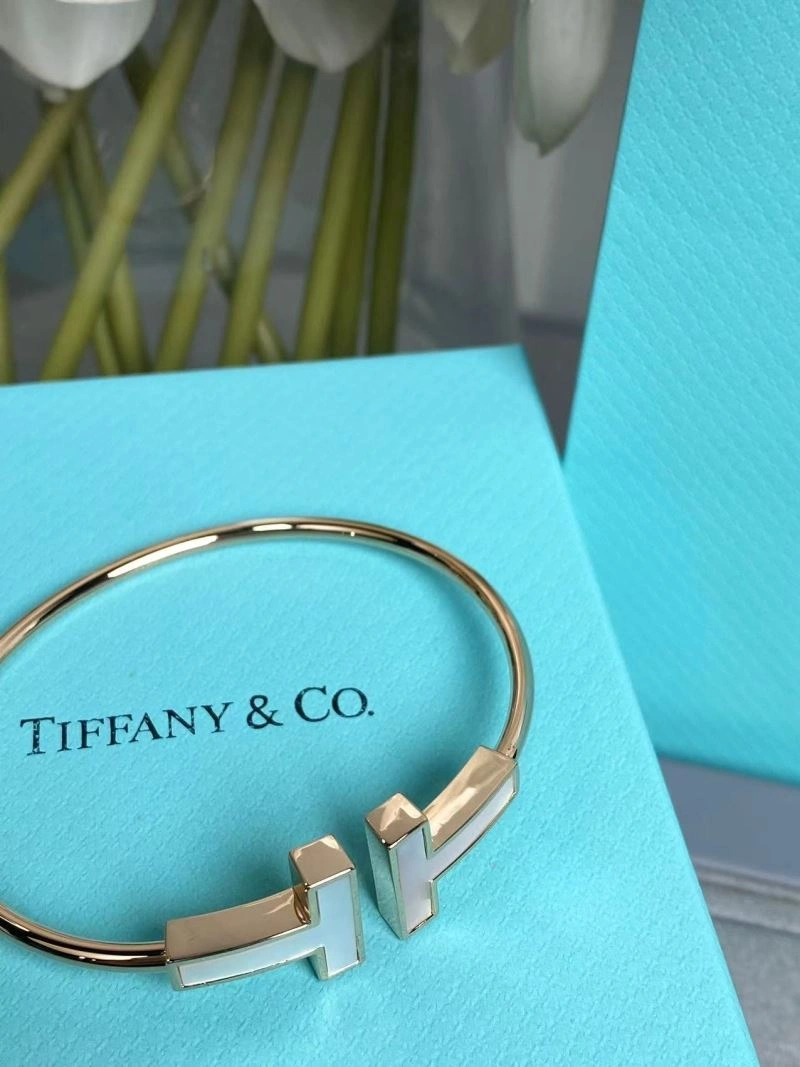 Tiffany Bracelets SmoothTexture 253381
