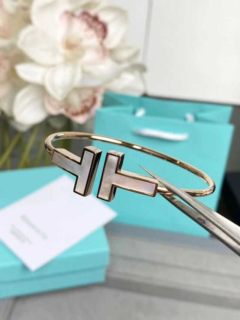 Tiffany Bracelets SmoothTexture 253381