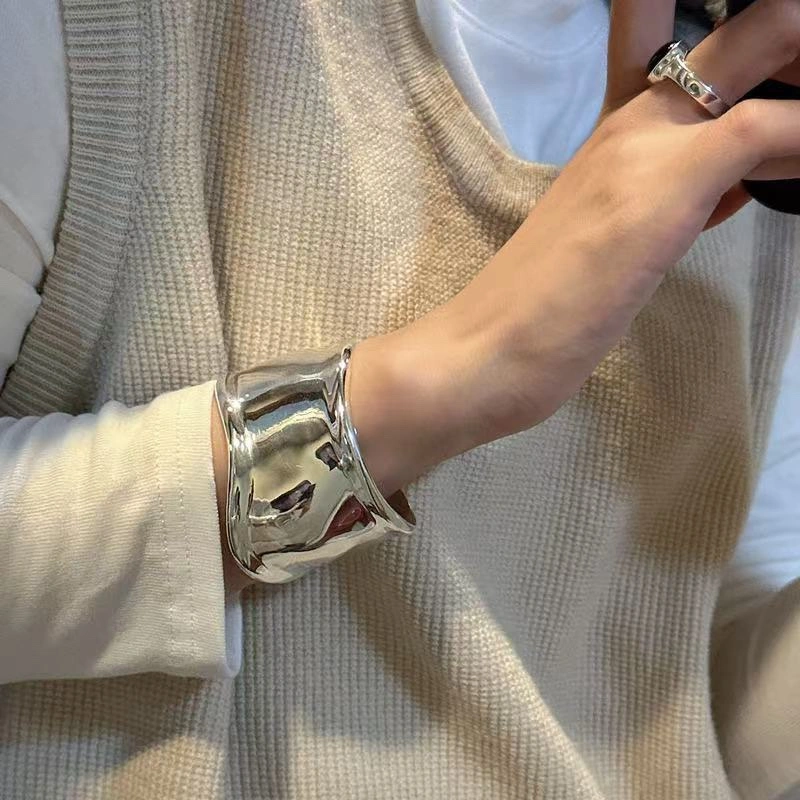 Effortless Tiffany Bracelets 253383