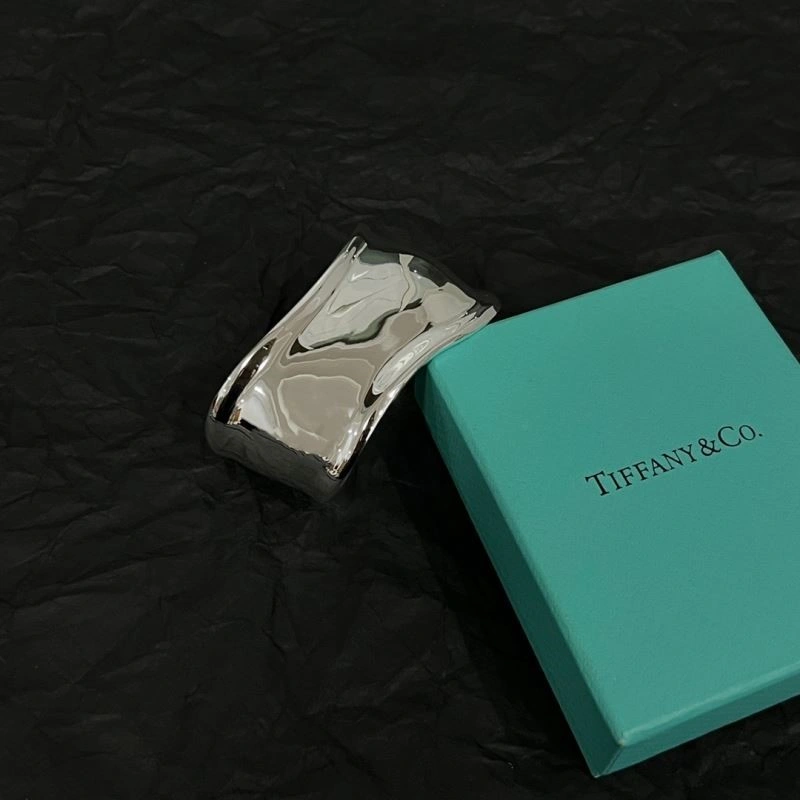 SoftTouch Tiffany Bracelets 253292