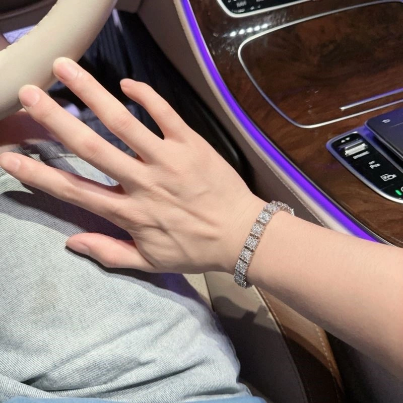 Neat Tiffany Bracelets 253312