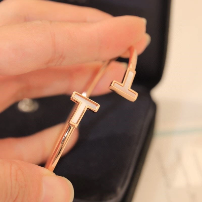 EyeCatching Tiffany Bracelets 253298