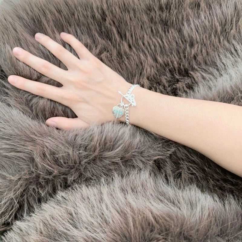 Minimalist Tiffany Bracelets 253311
