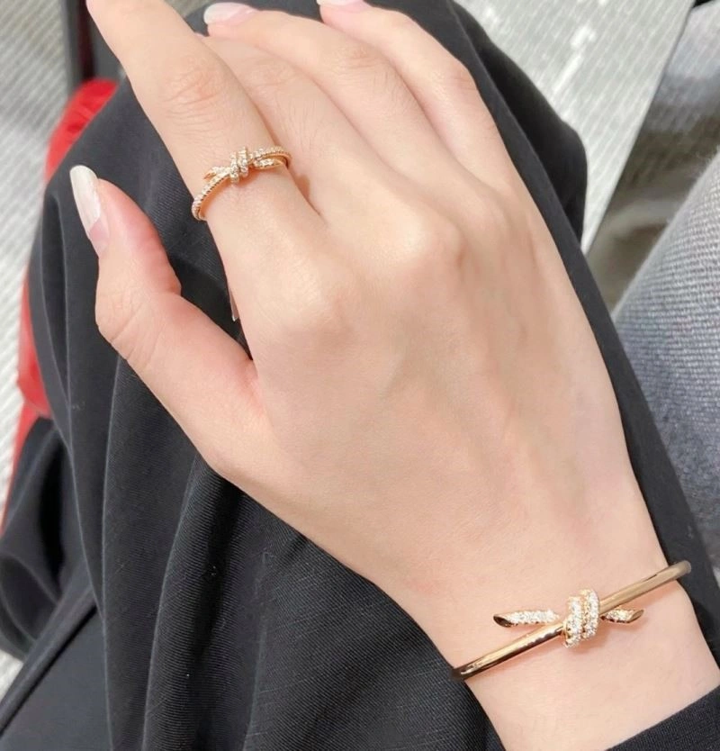 Tiffany Bracelets Contemporary 253301