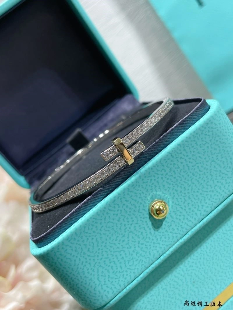 Versatile Tiffany Bracelets 253285