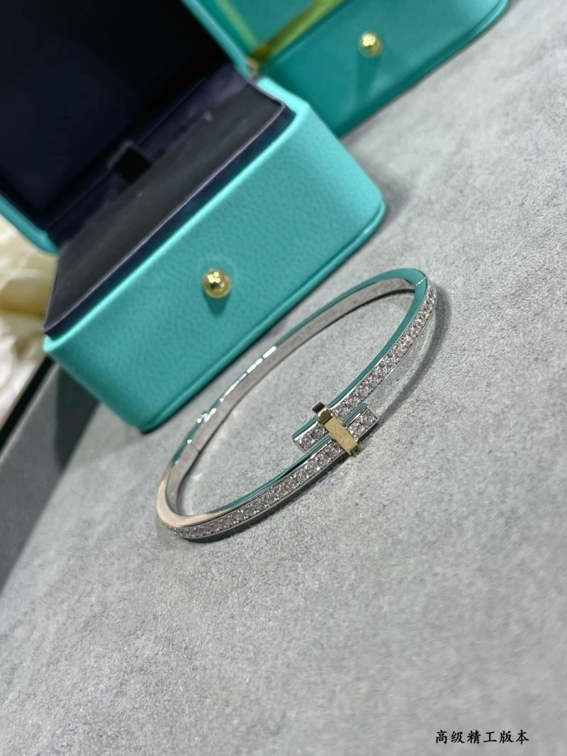 Versatile Tiffany Bracelets 253285