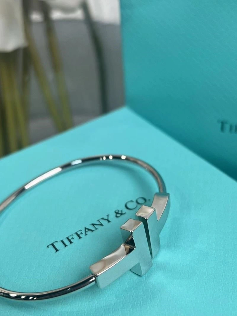 SmoothTexture Tiffany Bracelets 253267
