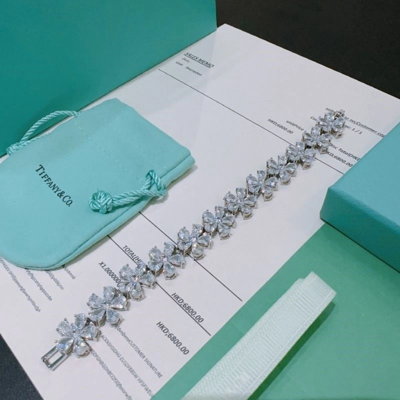 Tiffany Bracelets SoftTouch 252896