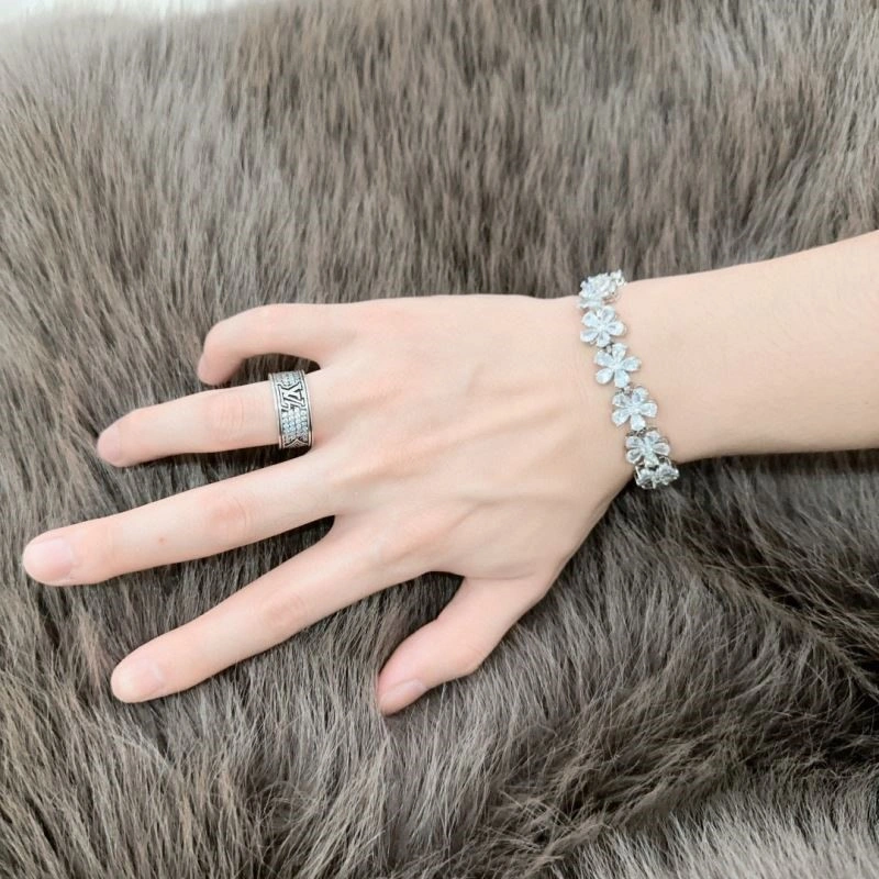 Tiffany Bracelets SoftTouch 252896