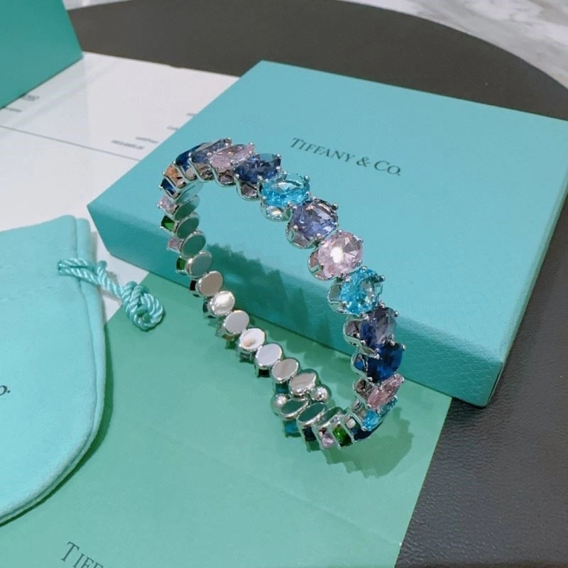 Effortless Tiffany Bracelets 252893