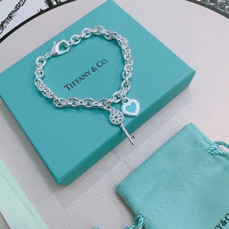 Neat Tiffany Bracelets 252875