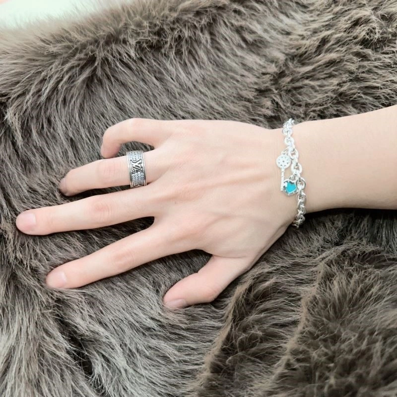 Neat Tiffany Bracelets 252875