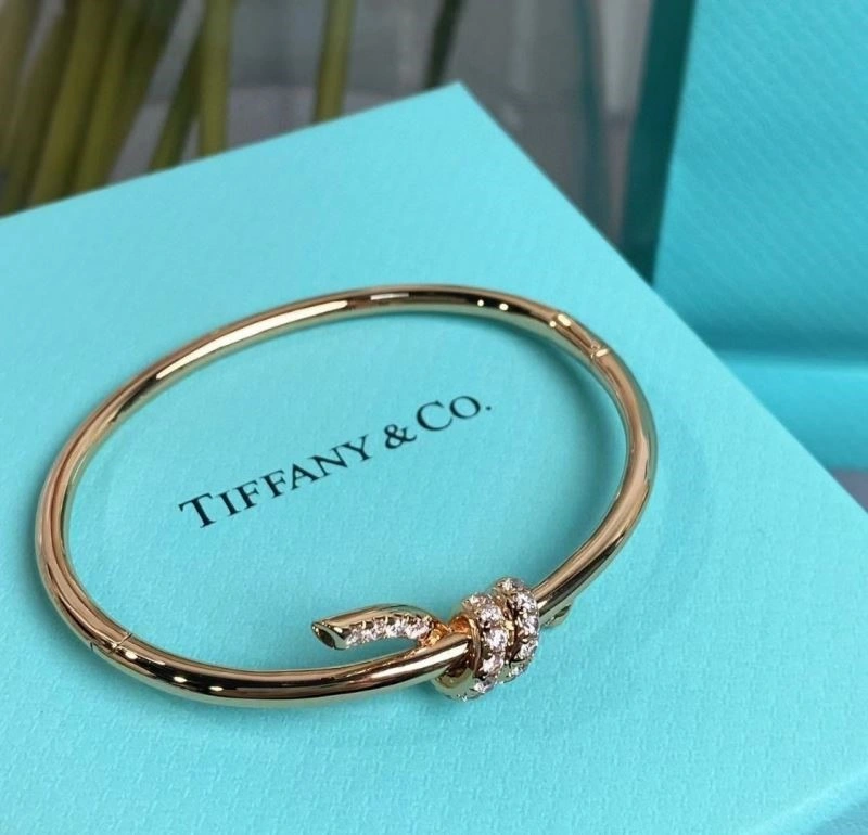 Timeless Tiffany Bracelets 252810