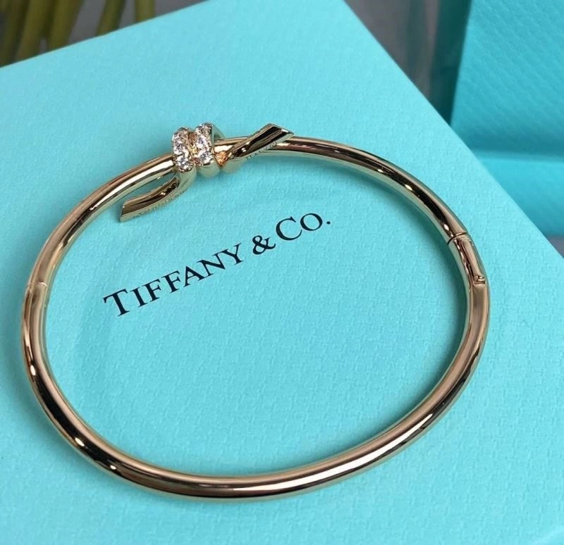 Timeless Tiffany Bracelets 252810