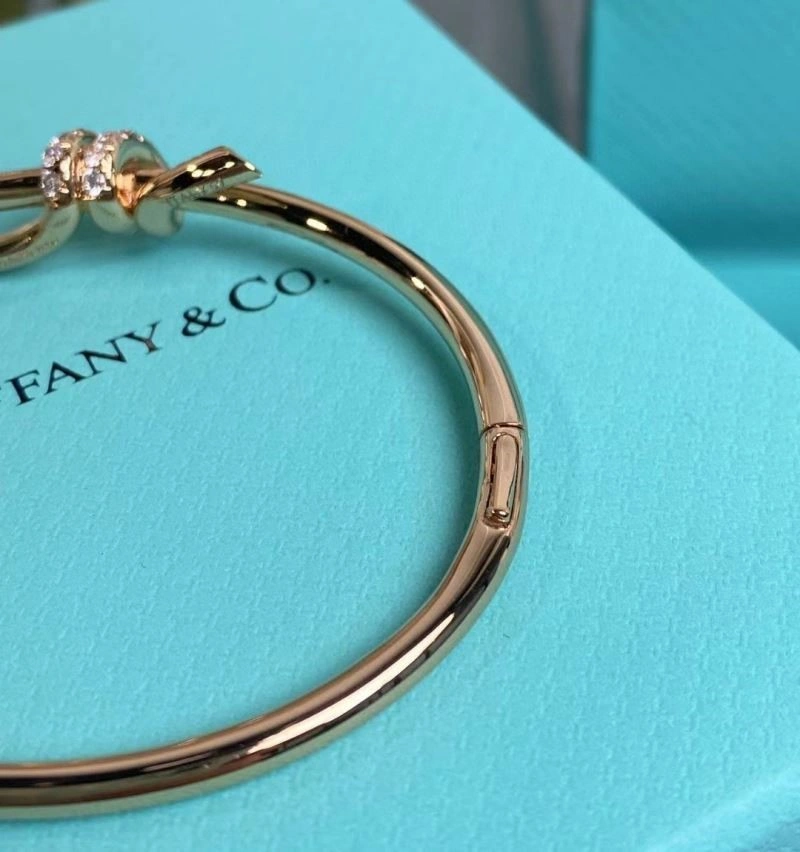 Timeless Tiffany Bracelets 252810