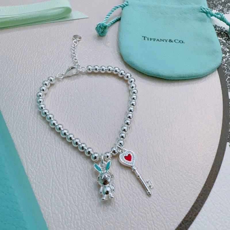Stylish Tiffany Bracelets 252769