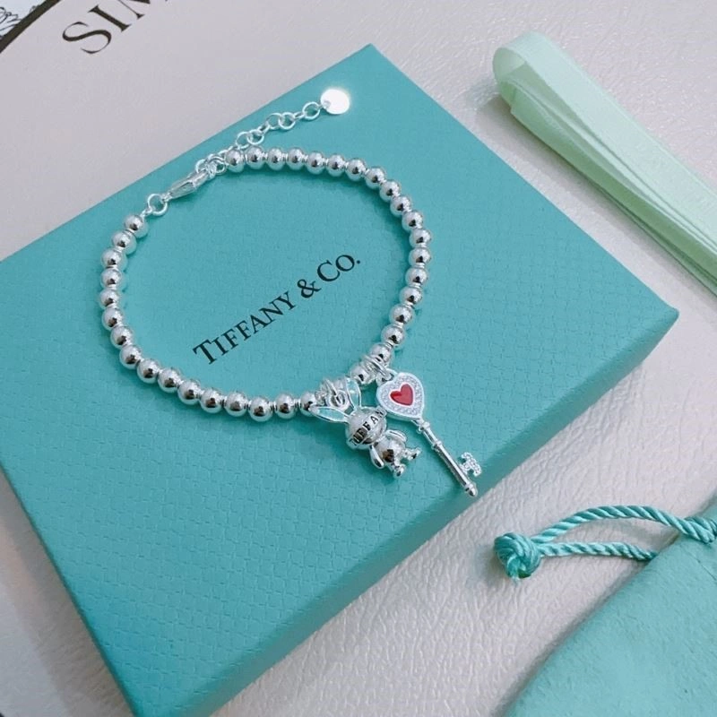 Stylish Tiffany Bracelets 252769