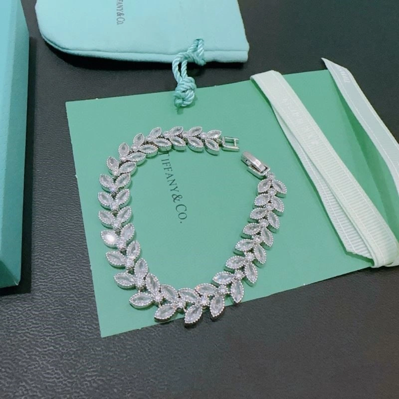 FashionForward Tiffany Bracelets 252773