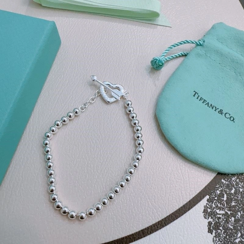 EyeCatching Tiffany Bracelets 252760