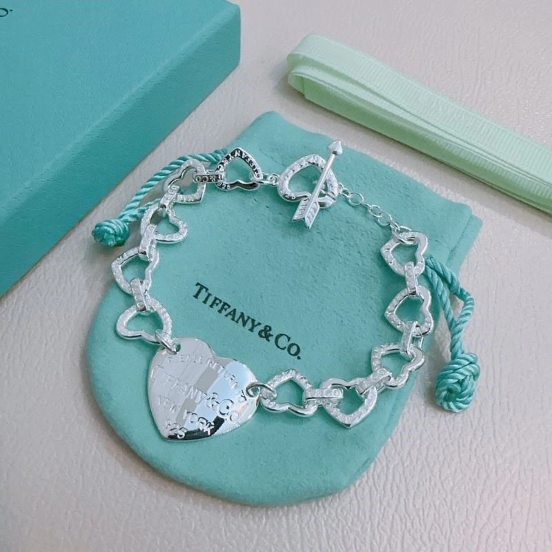 Comfortable Tiffany Bracelets 252759