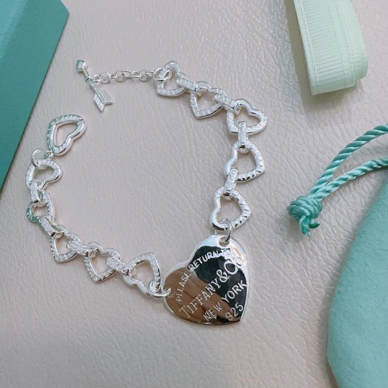 Comfortable Tiffany Bracelets 252759