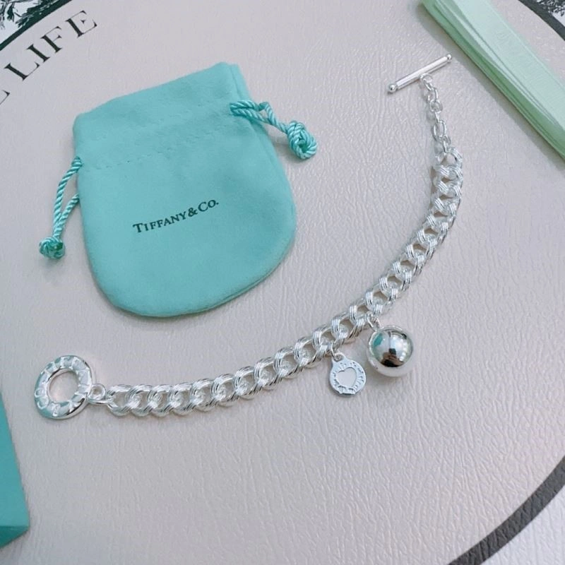 Attractive Tiffany Bracelets 252740
