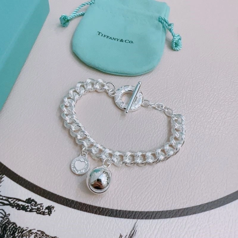 Attractive Tiffany Bracelets 252740