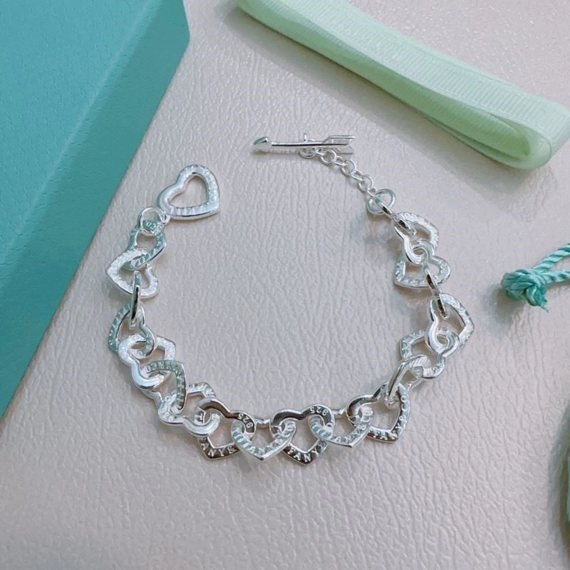 Tiffany Bracelets Modern 252631