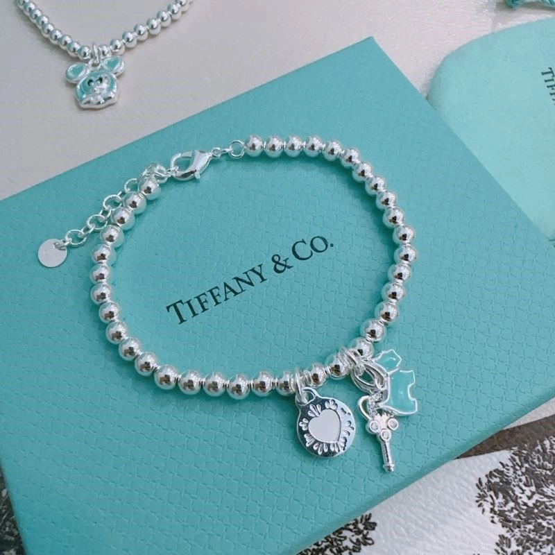 Tiffany Bracelets UrbanChic 252615