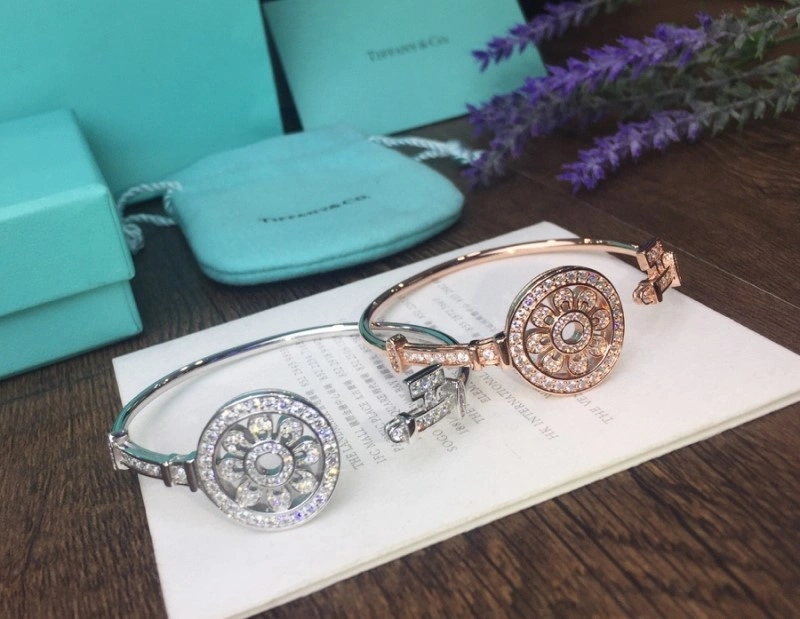 Soft Tiffany Bracelets 252591