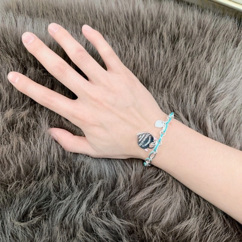 EyeCatching Tiffany Bracelets 252494
