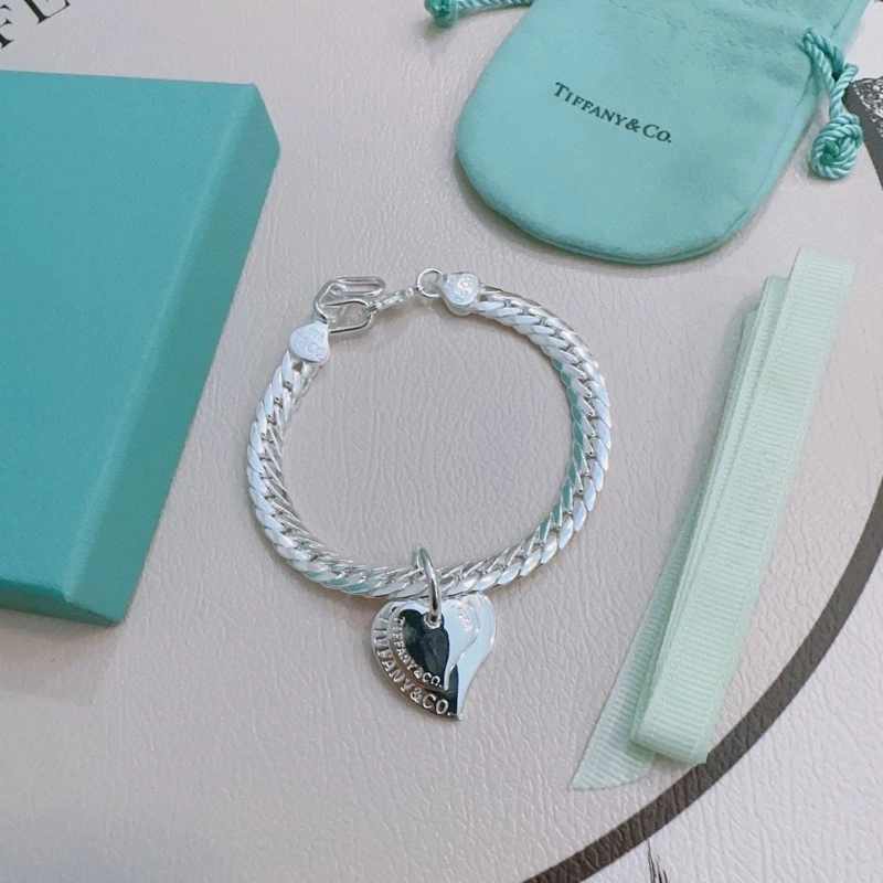 Effortless Tiffany Bracelets 252487