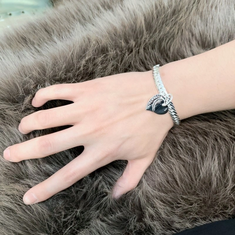 Effortless Tiffany Bracelets 252487