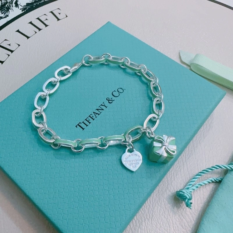 Tiffany Bracelets SoftTouch 252493