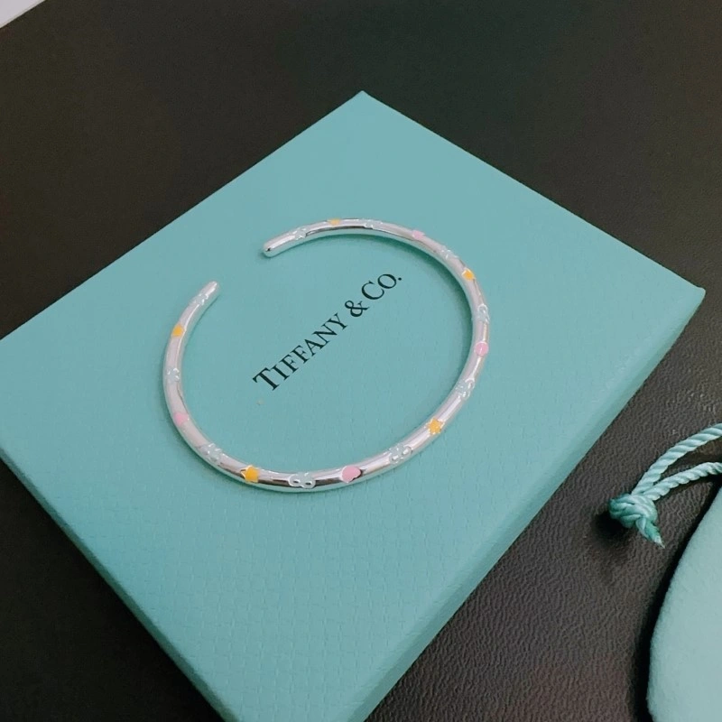ModernLook Tiffany Bracelets 252482