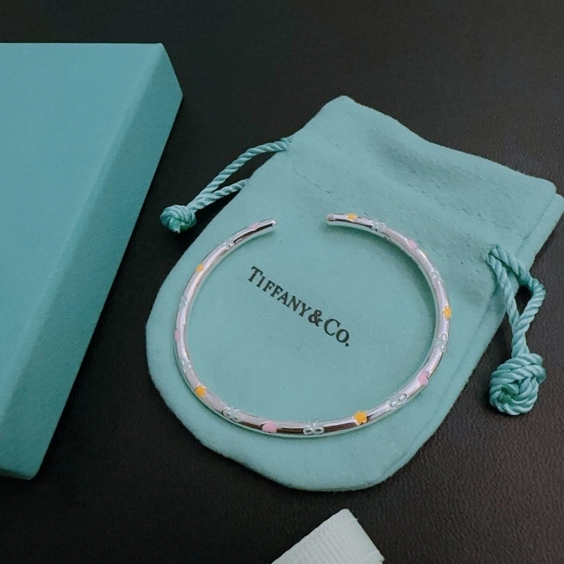 ModernLook Tiffany Bracelets 252482