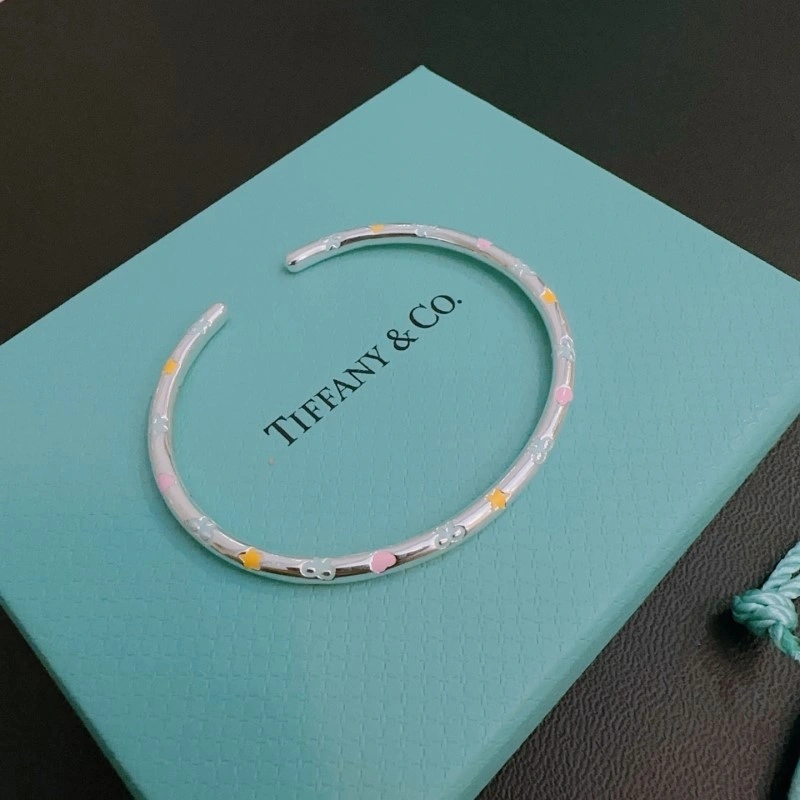 ModernLook Tiffany Bracelets 252482