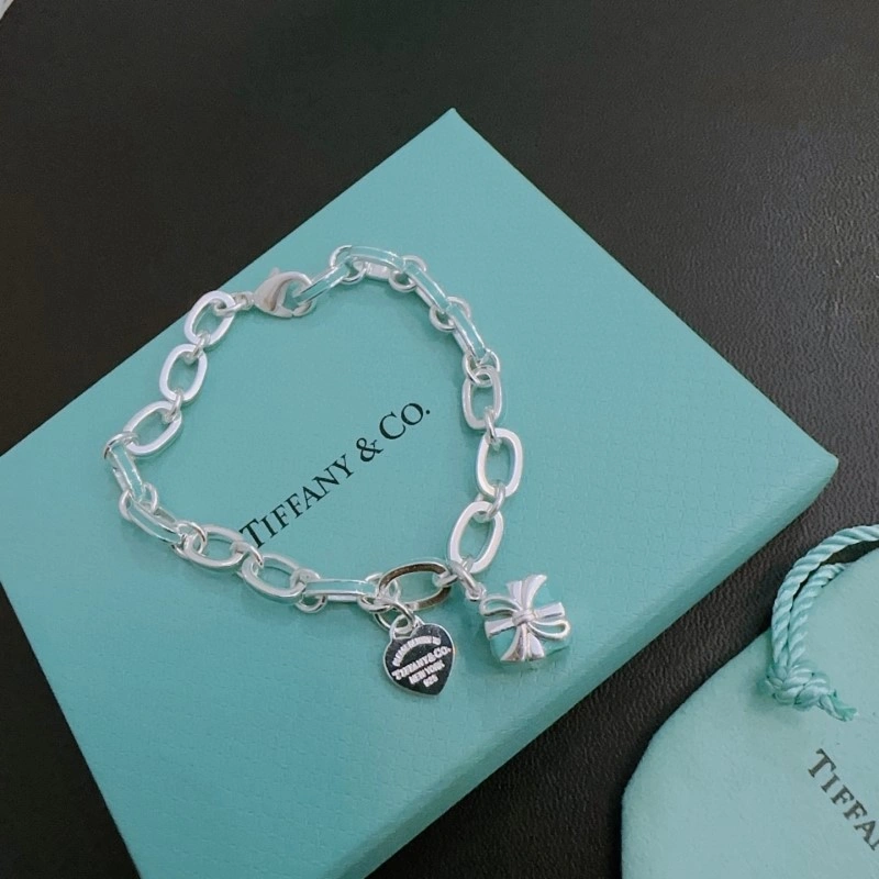 Tiffany Bracelets Bright 252467