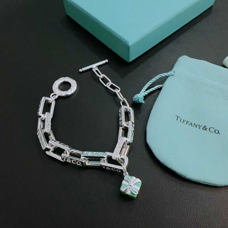 Sustainable Tiffany Bracelets 252460