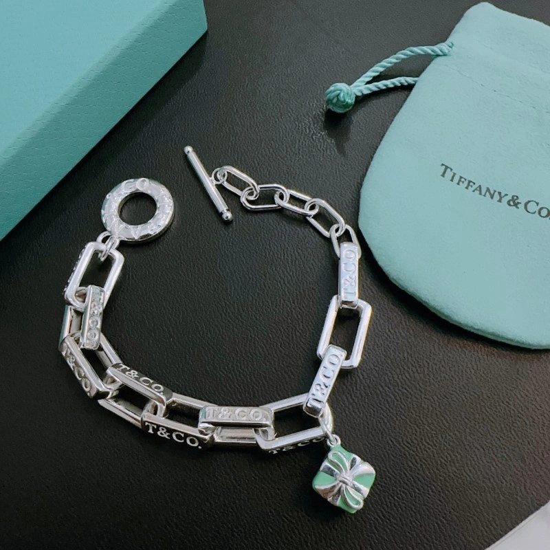 Sustainable Tiffany Bracelets 252460