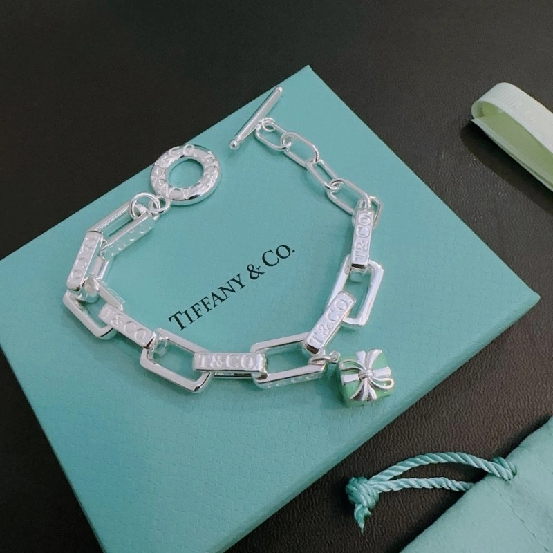 Sustainable Tiffany Bracelets 252460