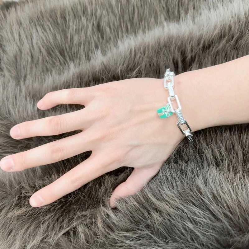Sustainable Tiffany Bracelets 252460