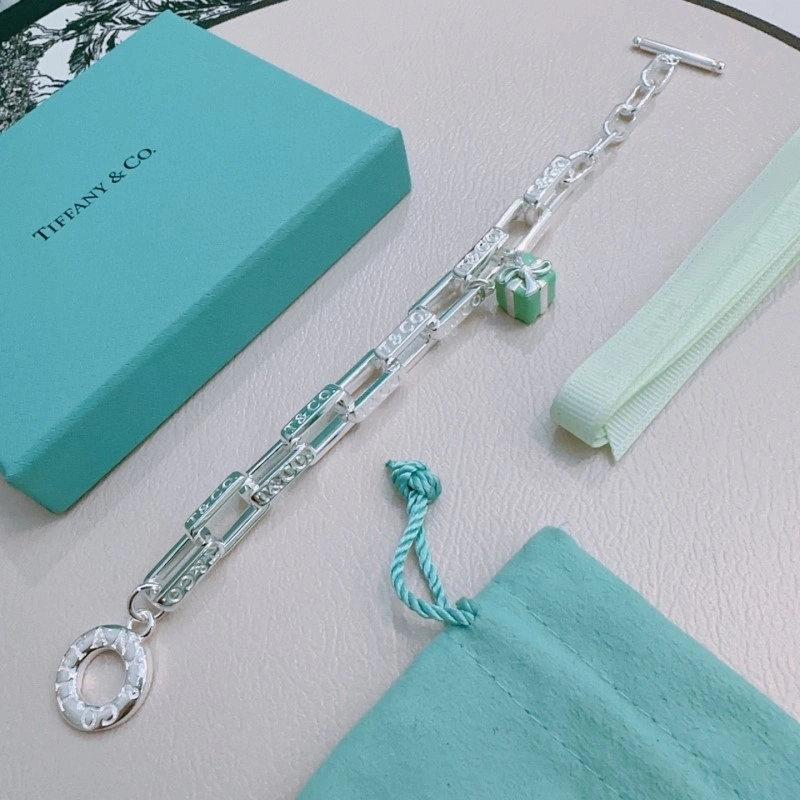 Sustainable Tiffany Bracelets 252460