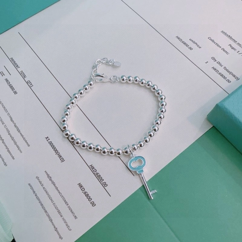 Tiffany Bracelets SmoothTexture 252438