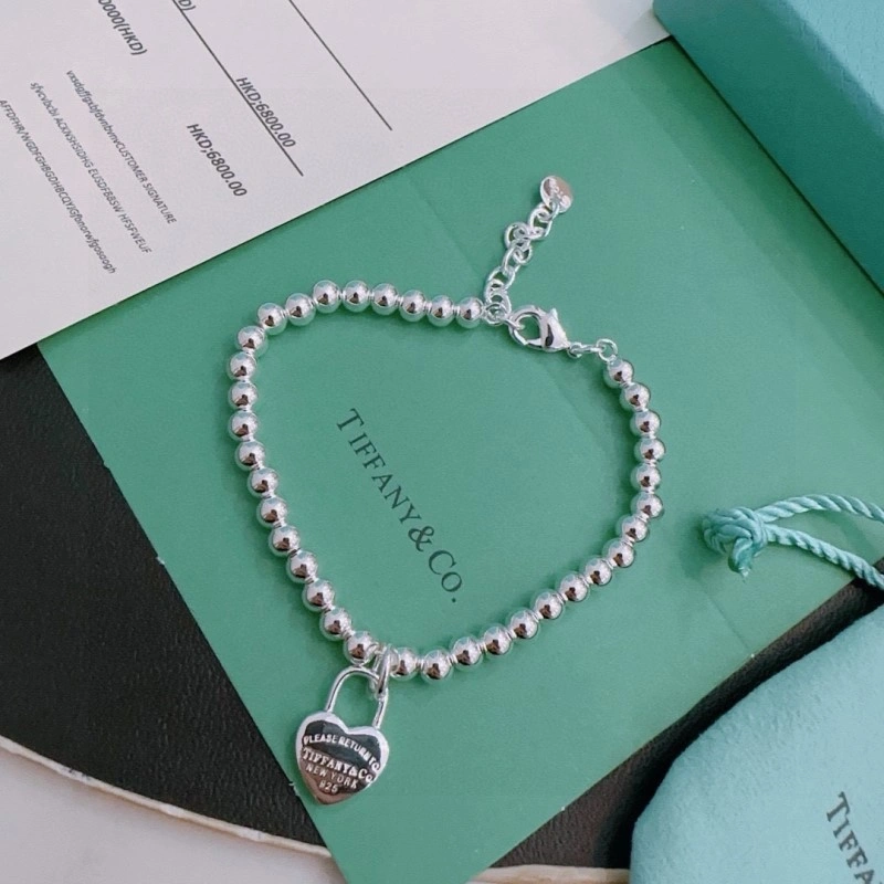 Tiffany Bracelets SmoothTexture 252438