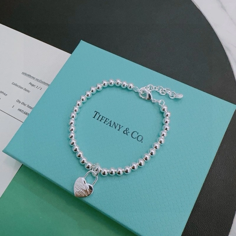 Tiffany Bracelets SmoothTexture 252438