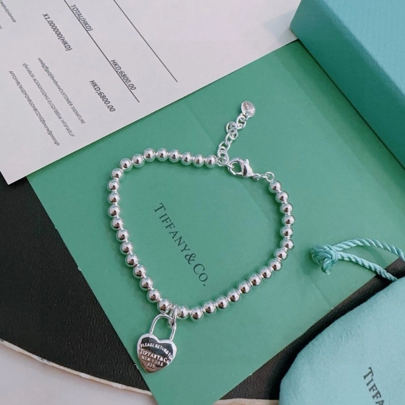 Tiffany Bracelets SmoothTexture 252438