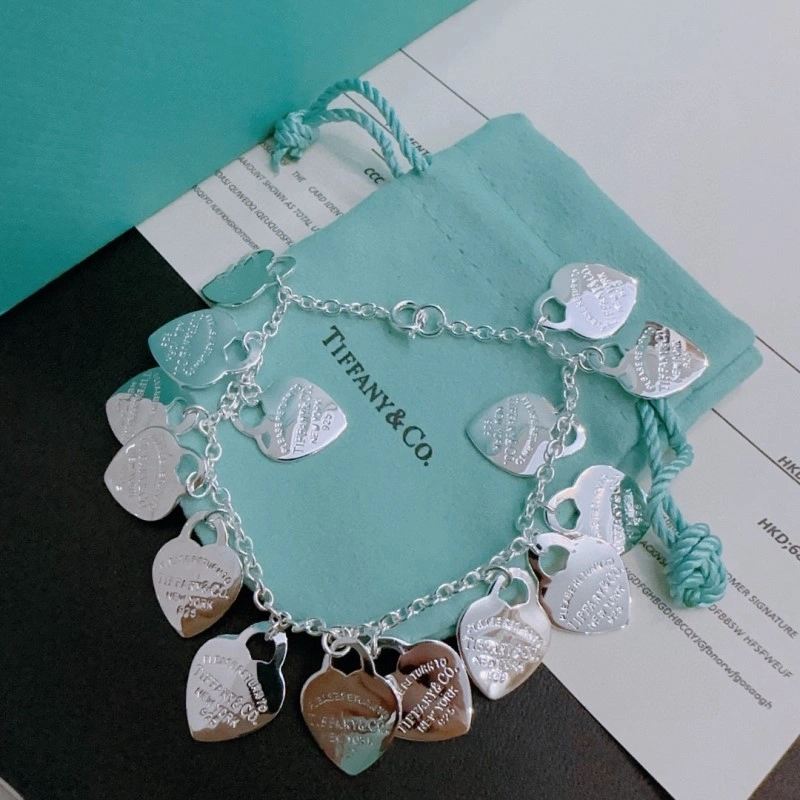 Trendsetting Tiffany Bracelets 252436