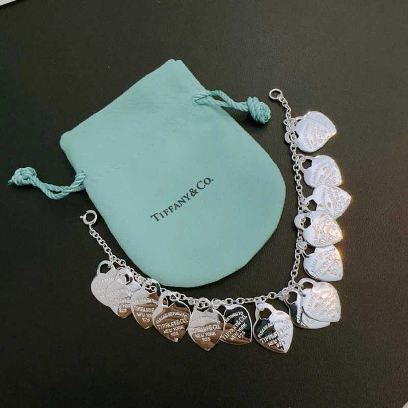 Trendsetting Tiffany Bracelets 252436